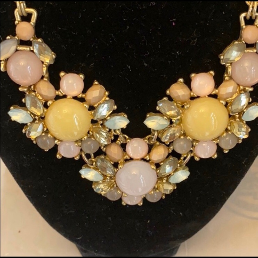 Loft Statement Necklace - image 3